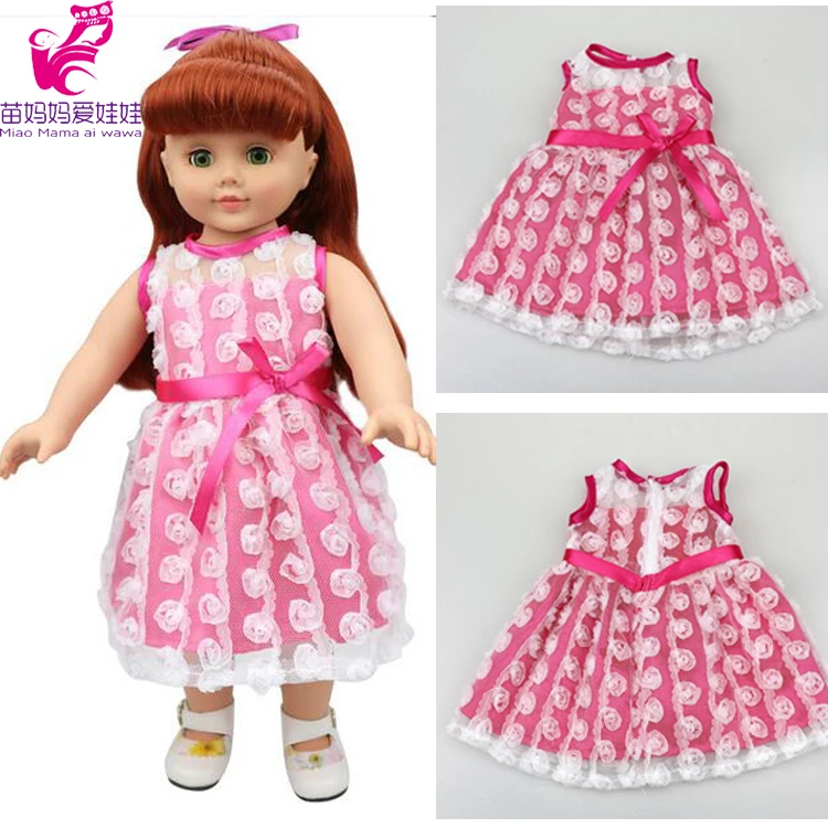 18 madame alexander dolls