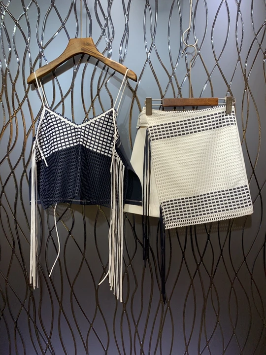 

Summer 2019 New Women's Irregular tassels Stitching Outside Shoulder Suspension Garment + Half Skirt Suspension Set 617