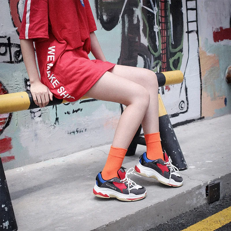 Корейский стиль, яркие хлопковые носки для женщин, милые короткие носки по щиколотку, желтые, синие, фиолетовые, зеленые, красные, черные носки для девочек, подарок