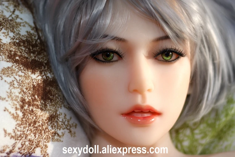 Half body realistic Japanese silicone torso sex doll (1)