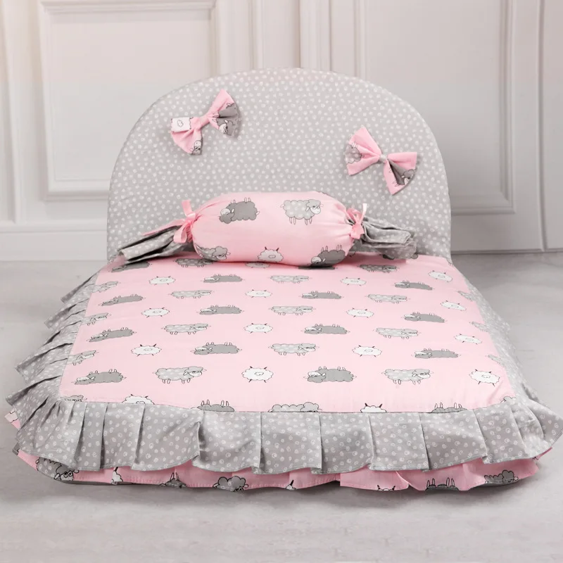 dog house bedding for winter