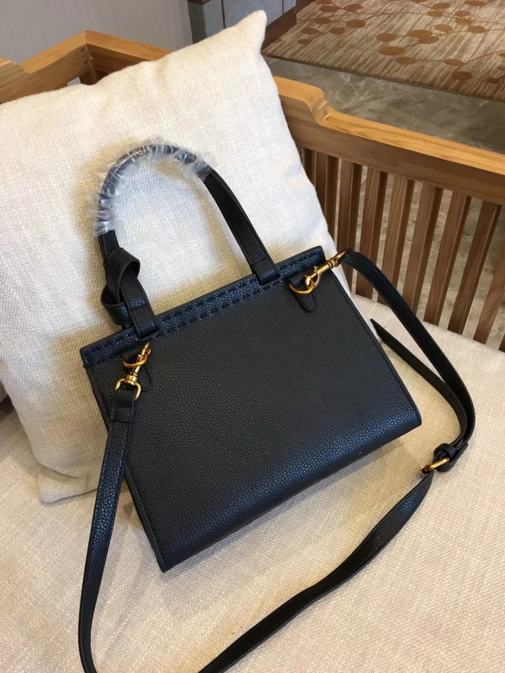 

105 2019 Women Brand Handbag Female Fashion Shoulder Cross Body Bag Ladies Luxury Hand Bags Designer Women Messenger Bag Totes