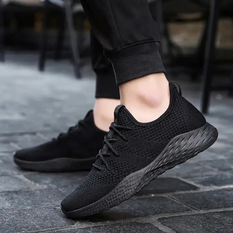 red athletic shoes mens