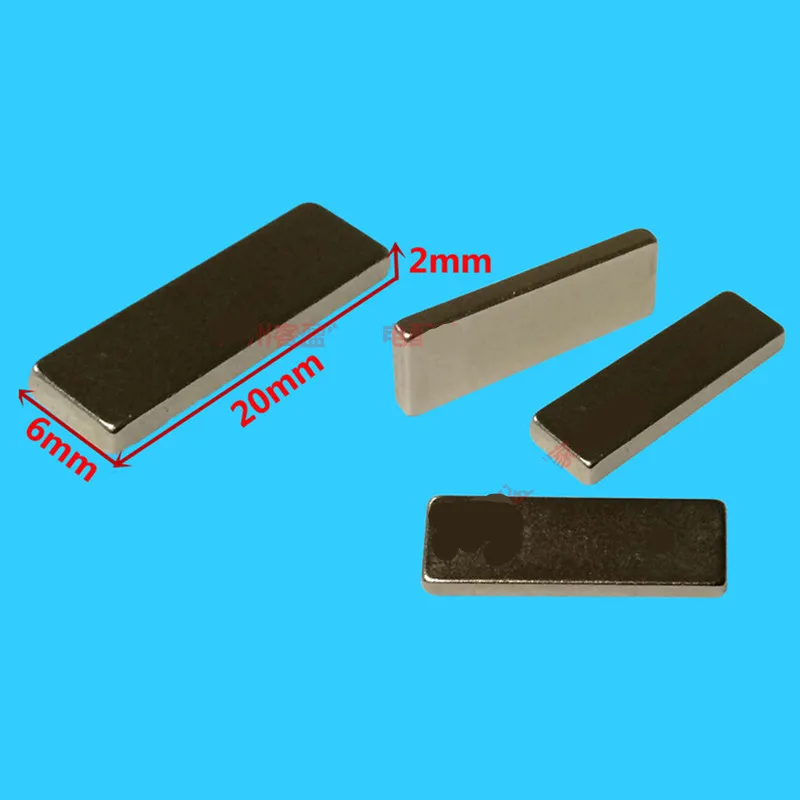 

2pcs Fully automatic washing machine door small magnet washing machine parts door sensor induction magnet
