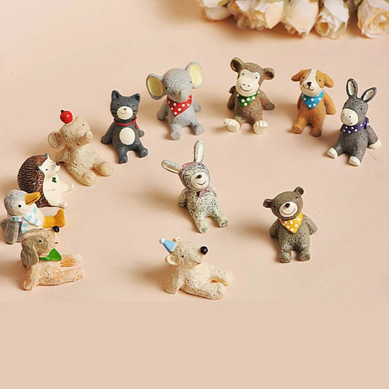 

Small Figurines & Miniatures Ornaments Look up to the Sky mini Animals Micro Landscape Props Home Decor Resin Crafts Decoration