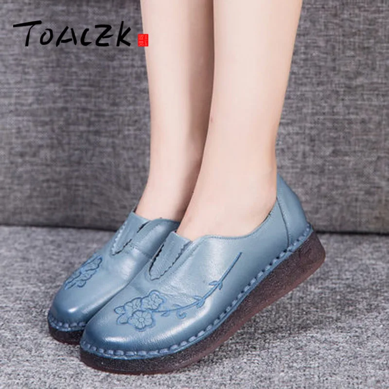 

Mother shoes soft bottom female comfortable flat bottom round single shoes 2018 autumn new national wind tendon middle and old
