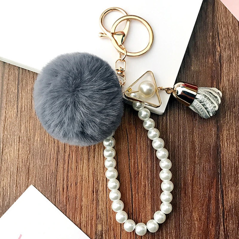 

Cute Fluffy Pearl Chain Keychains Women's Pom Poms Faux Rabbit Fur Key Chains Bag Hang Car Key Ring Jewelry Accessories Trinket