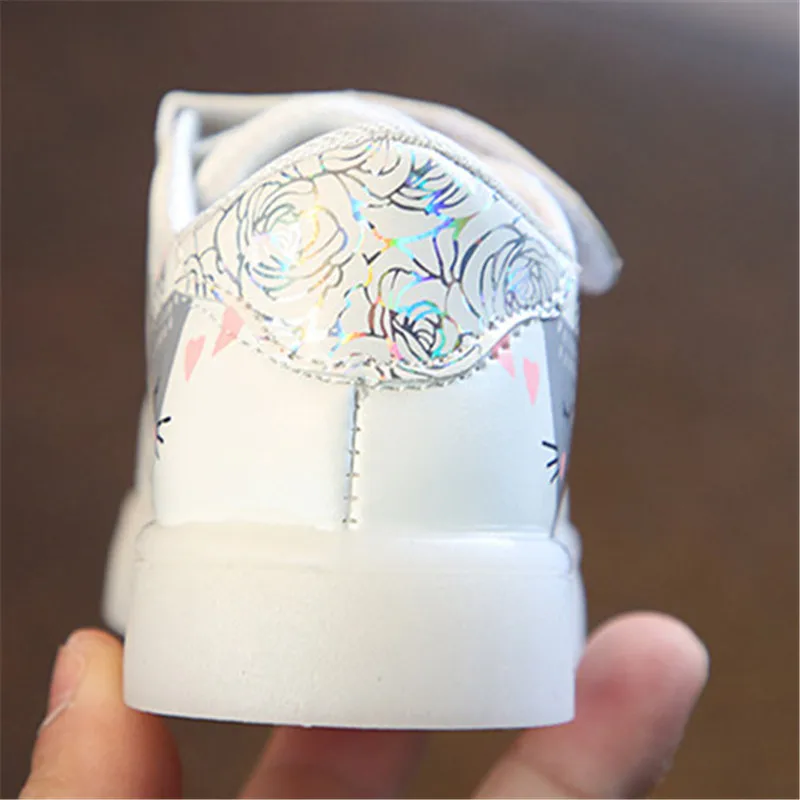 Led Shoes Kids 2019 Spring Luminous Sneakers For Children New Kids Shoes Light Girls Shoes