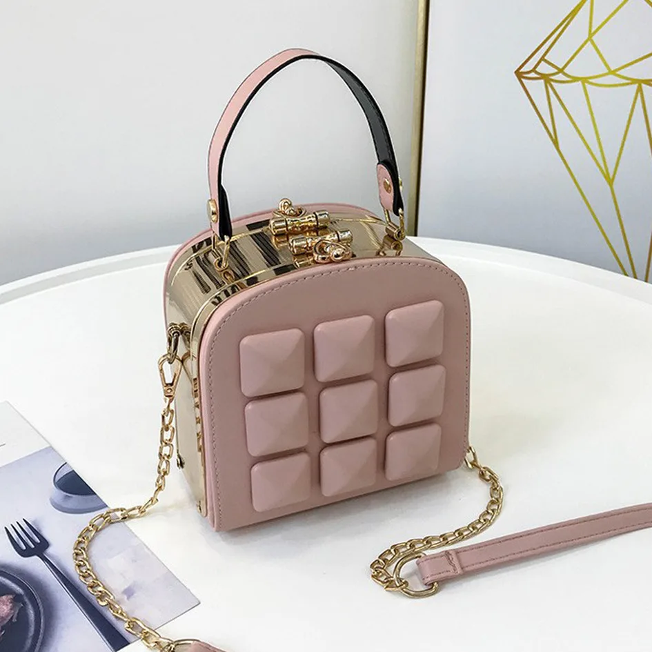 Европейская мода Женская квадратная сумка Новая женская дизайнерская сумка из искусственной кожи Бриллиантовая цепь сумка через плечо qq198 - Цвет: Розовый