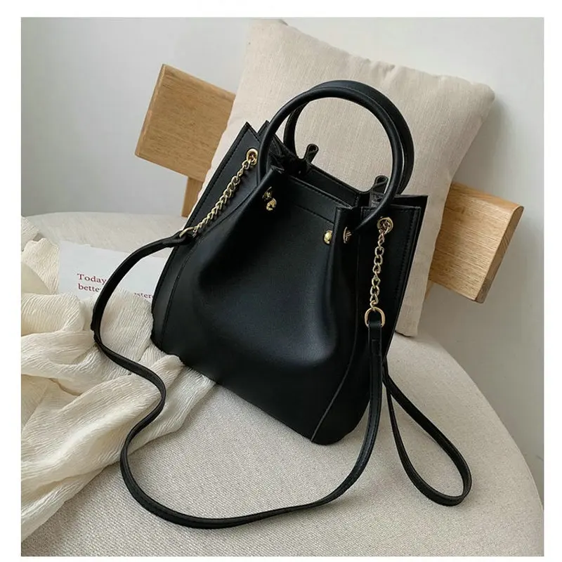 

2019 new summer Korean wild shoulder bag female fashion large capacity bucket bag handbag C43-12