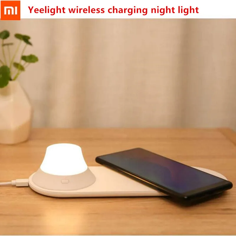 

Xiaomi Yeelight Wireless Charger with LED Night Light Magnetic Attraction Fast Charging For iPhones Samsung Huawei Xiaomi phones