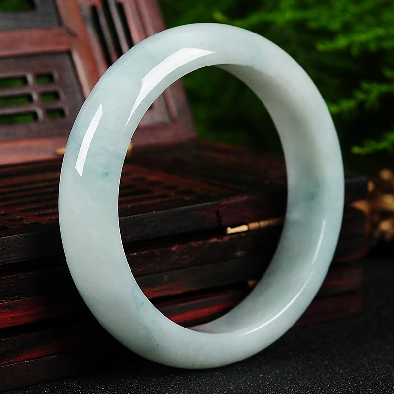 

Natural floating flower jade bracelet female models authentic Myanmar jade 57# light jade to send girlfriend with certificate