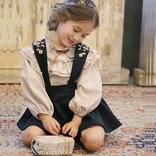 Little Girls Long-sleeved Shirt+Overall Skirts Suit Kids Embroidery Overall Skirt Baby Girl Pleated Lace Round Collar Shirt Sets
