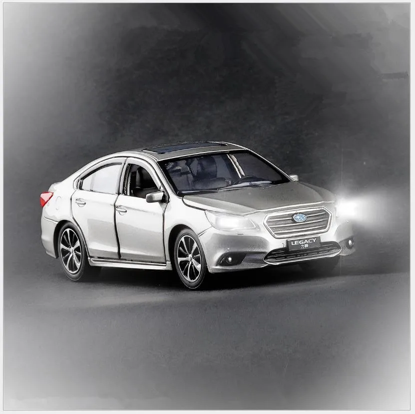 1:32 Высокая Имитация Subaru Legacy сплав оттягивающаяся назад Модель, 6 открытые двери Моделирование звука и света Коллекция игрушек