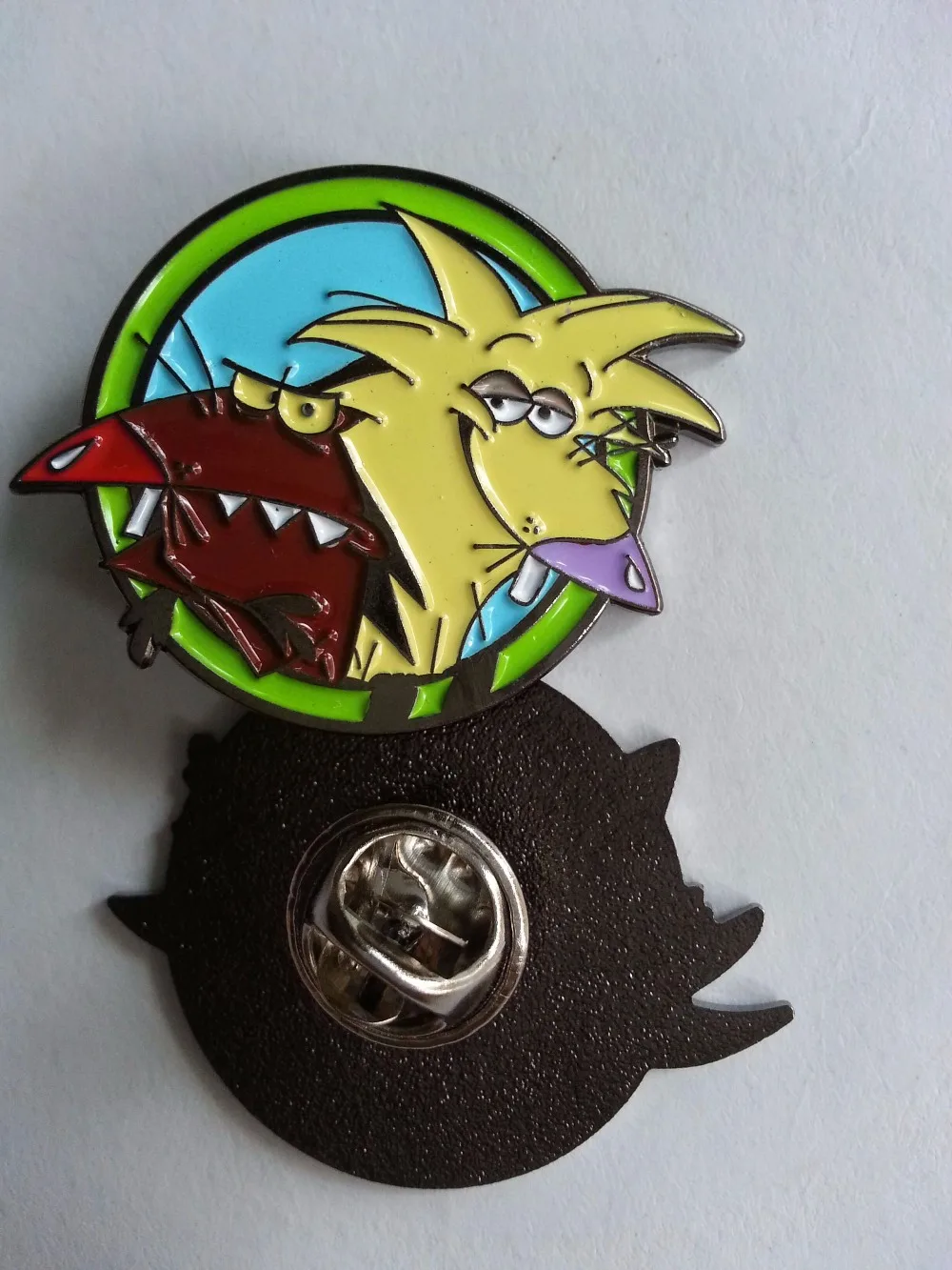 Штамп на заказ ударили мягкие эмалированные булавки, значки