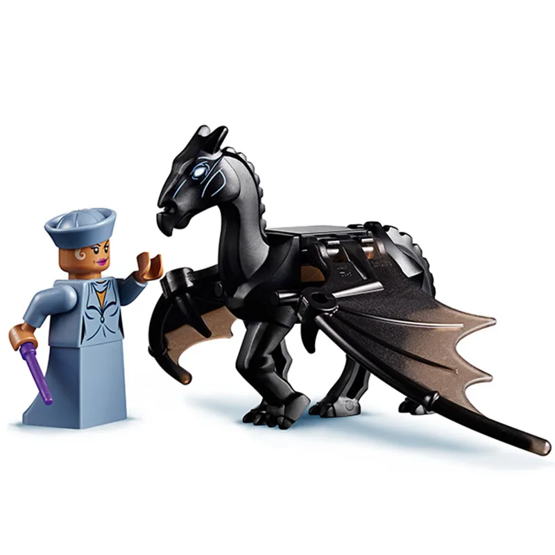 LEGO Fantastic Beast's Grindelwald's Escape 75951 (3)