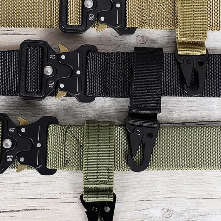 

Men's canvas clasp Colorful Keychain Military nylon metal button Oyster mouth shape Paste belts Cool alloy buckle men eagle belt