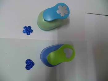 

2pcs(2.5cm) sakura and heart shape craft punch set Punch Craft Scrapbooking school Paper Puncher eva hole punch free shipping