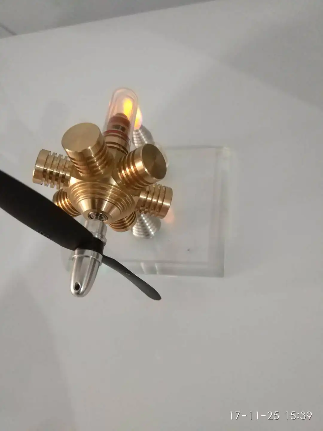 Мини diy Модель двигателя Стирлинга ручной работы внешнее сгорание миниатюрный генератор подарок на день рождения