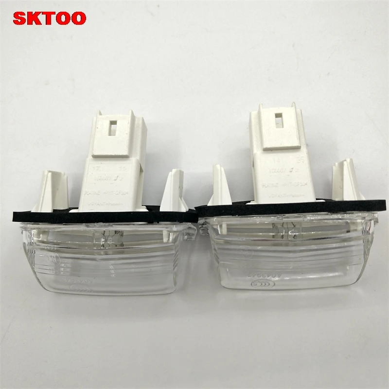 Высококачественные лампы для номерного знака Peugeot 206 207 306 307 308 406 407 5008 Partner Citroen C3 Ii