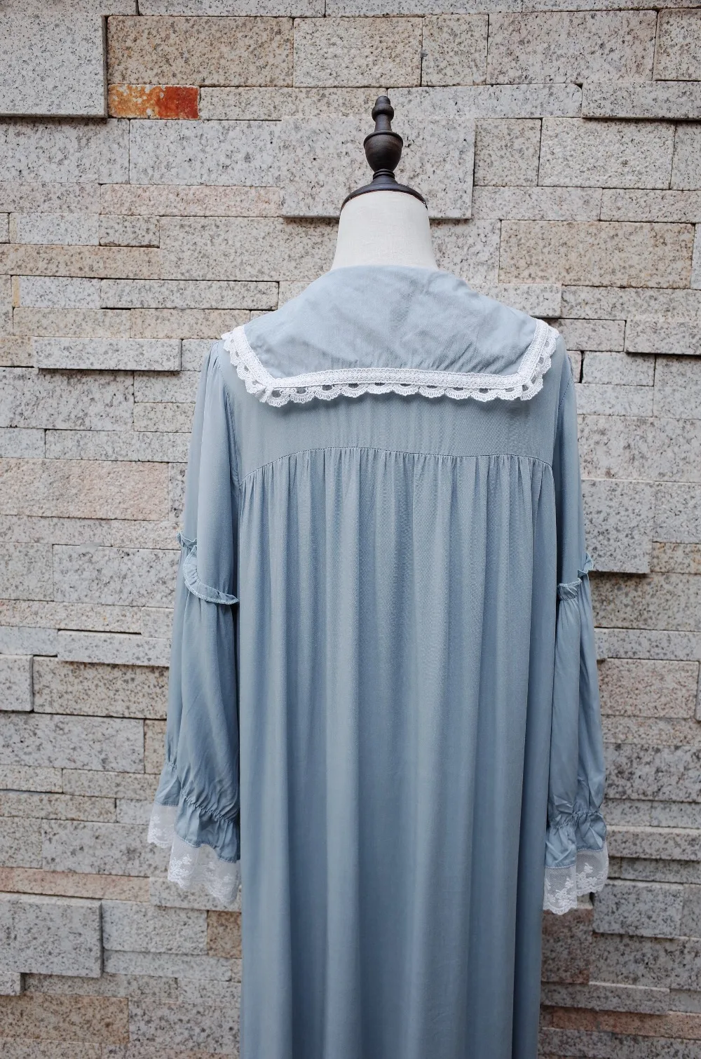 Осень пижамы Для женщин Винтаж ночная рубашка с длинными рукавами и отложным воротником пуговицы спереди рюшами ночной платье плюс