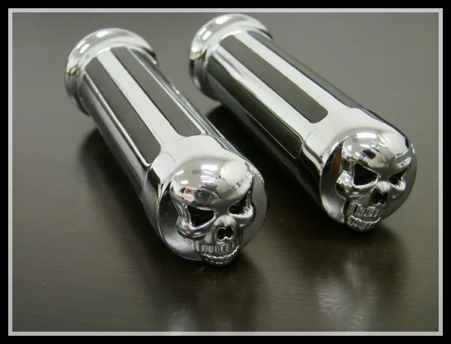 

1" Skull Handle bars Hand Grips For Kawasaki Honda Suzuki Yamaha Harley Sportster Dyna Softai Cruiser