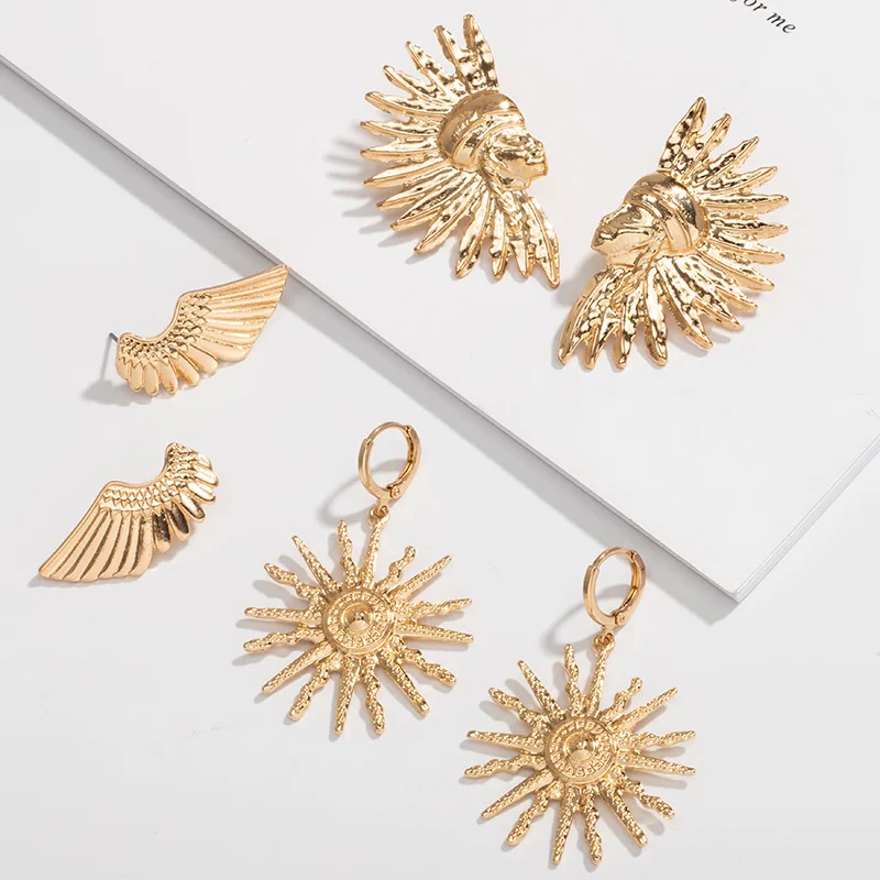 

UJBOX Europe America Exaggerated Retro 2019 New Original Design Jewelry Geometric Person Avatar Angel Wings Stud Earrings