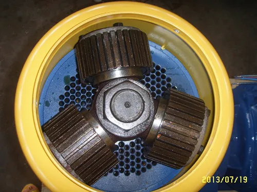 

MKL335 wood pellet machine spare parts---------6mm die and a set of roller