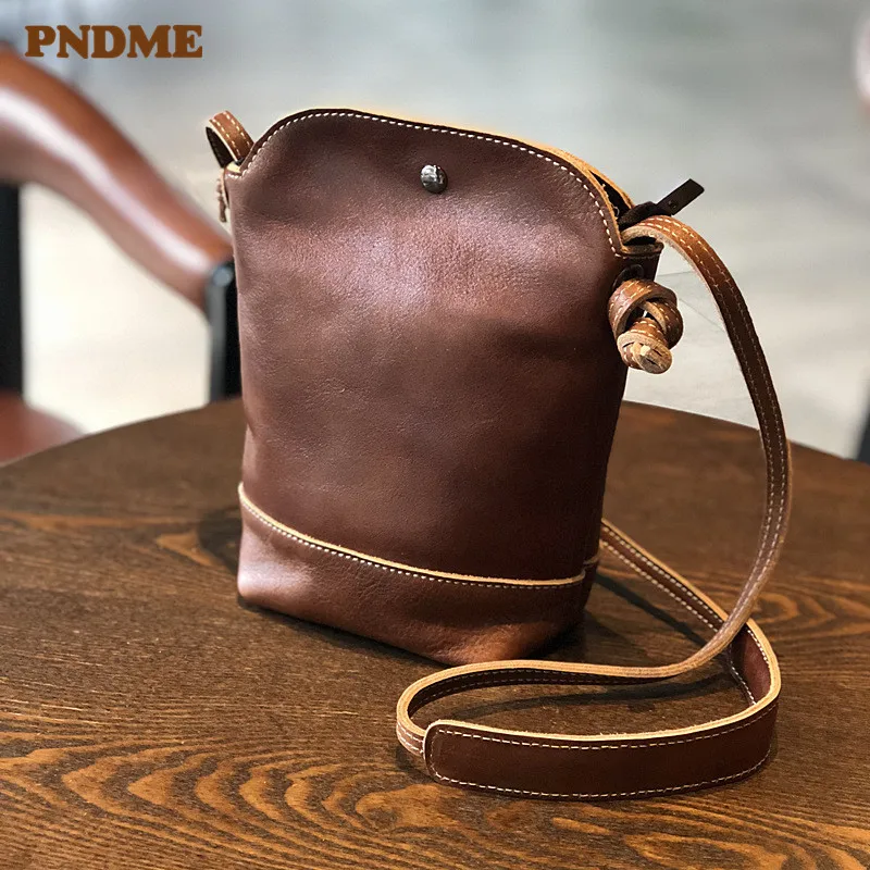 

PNDME original retro handmade women's handbag soft genuine leather mobile phone small square bucket bag shoulder crossbody bags