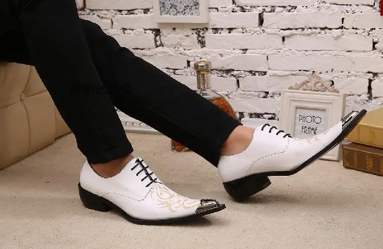 

Spring and Autumn new white printing lace-up leather shoes Borgues carved pointed toe business casual shoes