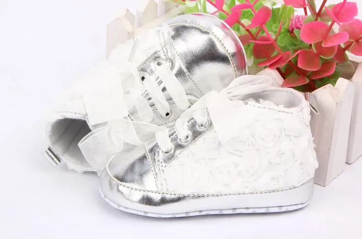 En primer lugar los caminantes bebé niños niño de zapatos de bebé Sapato Infantil niños Rosa flor suela suave zapatos de chica de nuevo En primer lugar los caminantes bebé niños niño de zapatos de bebé Sapato Infantil niños Rosa flor suela suave zapatos de chica de nuevo