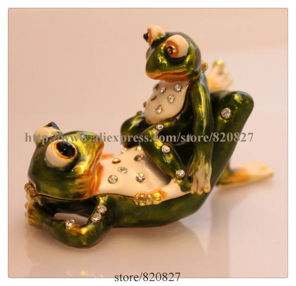 Gorgeous Miniature 2 Frogs Jewelled Box Jewelry Box with Inlaid Crystal, Pill Box Figurine Green Frogs Jewelry Trinket Box