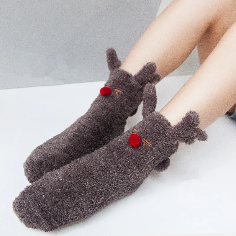 Home Women Girls Warm Soft Bed Floor Socks Cute Animals Rabbit / Bear / Elk Thicken Velvet Socks for Winter Indoor Female Sokken