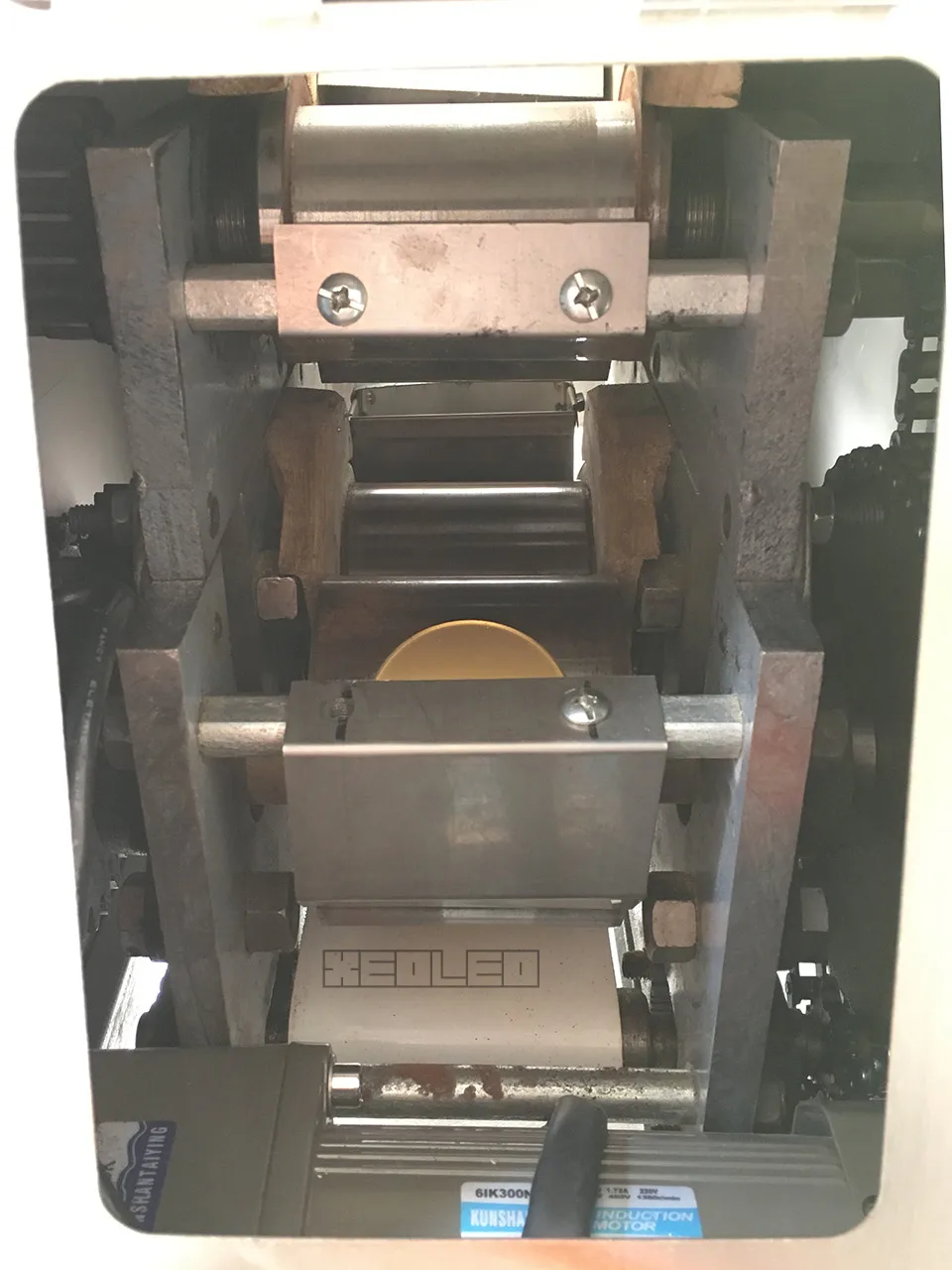 Dumpling wrapper machine (26)