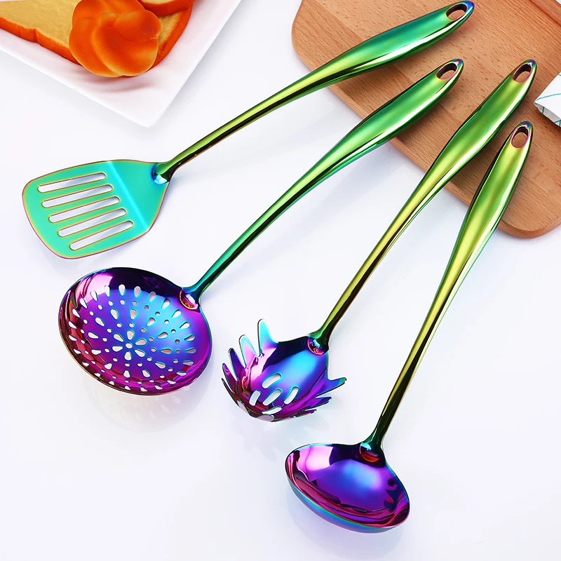 complete kitchenware set