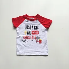 Красный цвет; сезон лето; футболка просто ребенка, который любит картофеля-фри топ детская одежда футболка с короткими рукавами футболка с регланами хлопковая одежда для мальчика