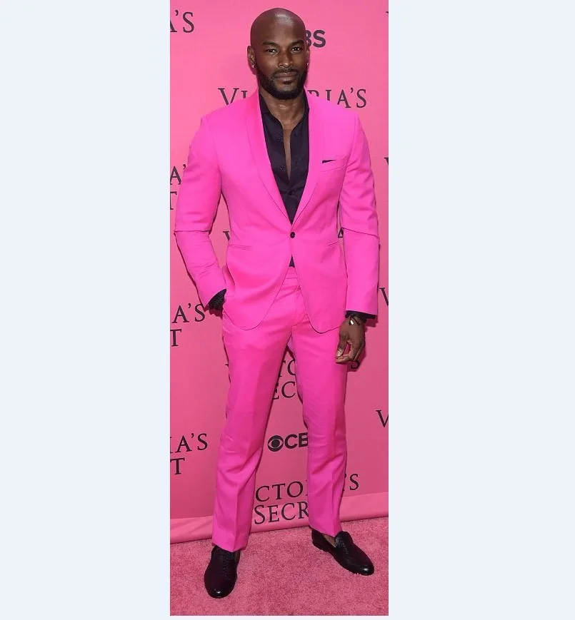 

New Arrival Groomsmen Shawl Lapel Groom Tuxedos Hot Pink Men Suits Wedding Best Man (Jacket+Pants+Tie+Hankerchief) C28