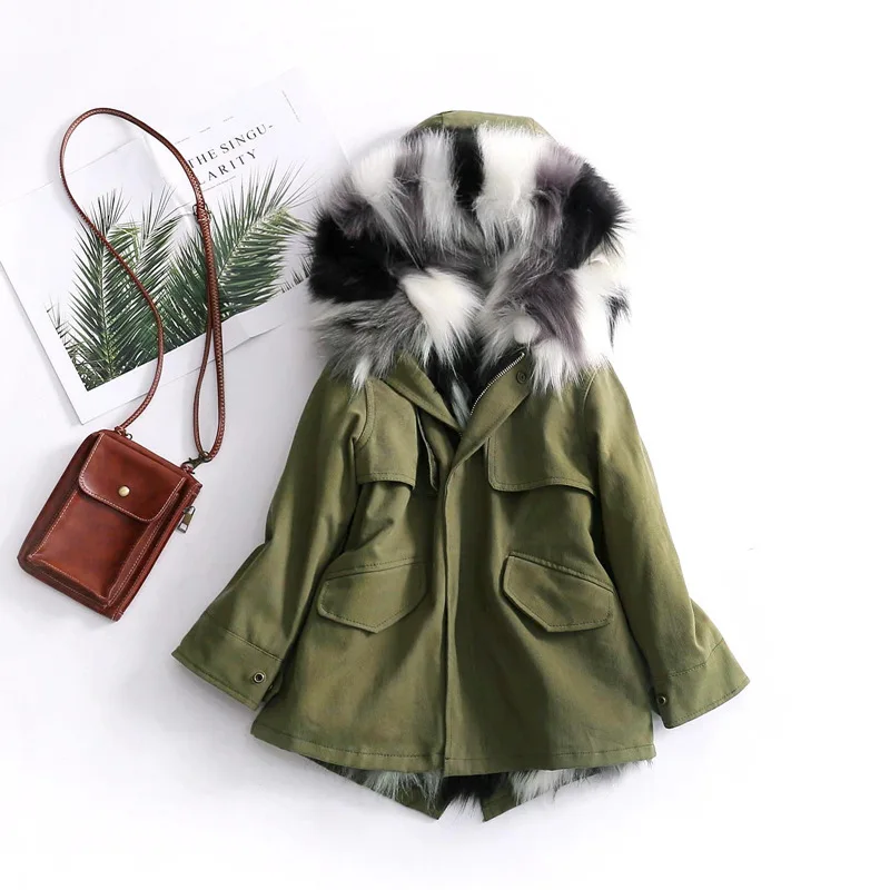 Новые зимние От 2 до 10 лет детские меховые тренчи модная черно-белая верхняя одежда с искусственным мехом для девочек, теплые пальто с капюшоном для девочек - Цвет: Green-B W