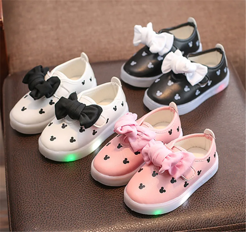 Xinfstreet/модная детская обувь для девочек со светлым светящиеся кроссовки в горошек, милая детская обувь с подсветкой, размер 21-30