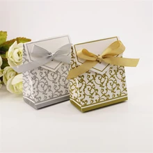 Neue 100 Stücke Kissen Pralinenschachtel Papier Boxen Geschenk Bänder für Gäste Hochzeit Favorisiert Geschenke-boxen Party Weihnachten Hochzeit Decoration.7z