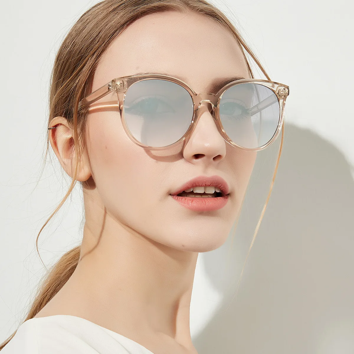 

YOOSKE Round Sunglasses Women Elegant Black Clear Coffee Color Sun glasses Ladies Vintage Arrow Design Eyewear Shades UV400