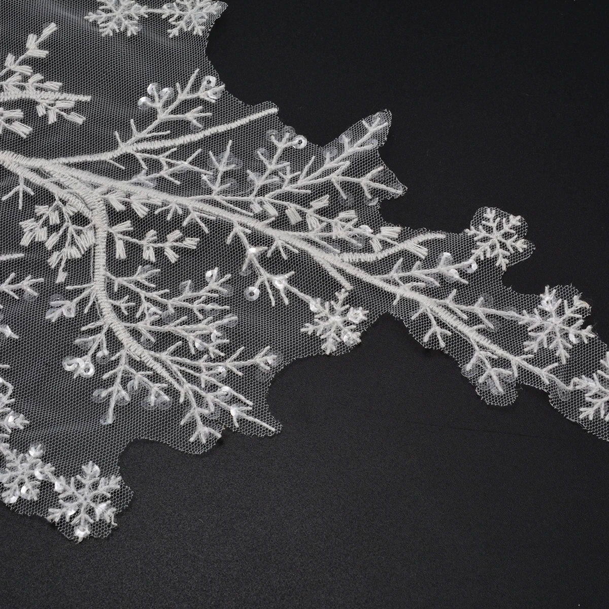 New Style Bridal Lace Applique Embroidery Motif Trim Fashionable DIY Applique for Wedding Dress Home Decoration 510x240mm