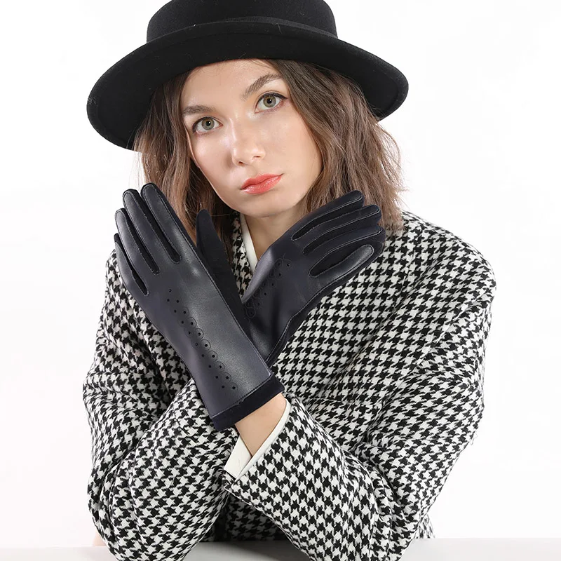 

Carved Print PU Leather Gloves Women Thicken Warm Touch Screen Glove Fashion Full Finger Gloves Women Accessories