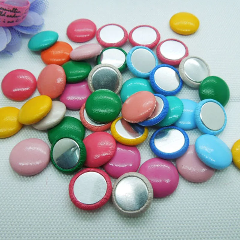 

100pcs Random colors 15mm Round buttons imitation leather covered buttons flat back for jewelry accessories free shipping