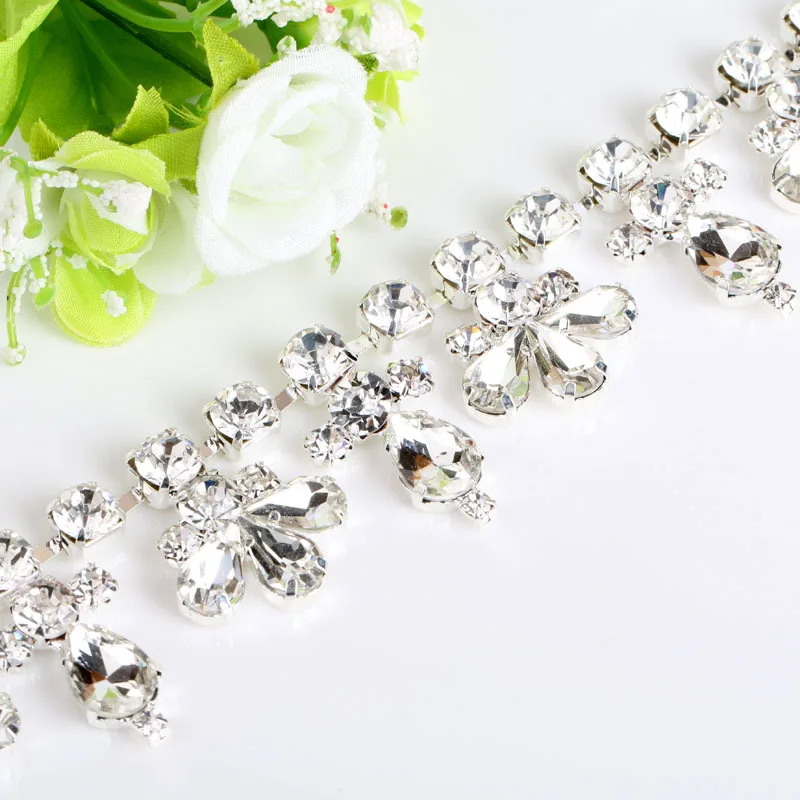 Sequins Lace Fabric Ivory High Quality New Arrival Bride Wedding New Arrival Sew On Flower Crystal Rhinestone Chain Ts Embellishment For Bridal Wedding Dress Diy Hair