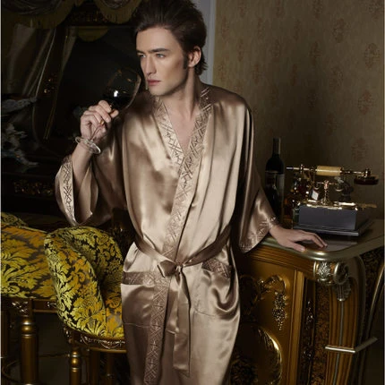 Heavy satin robe Clearance