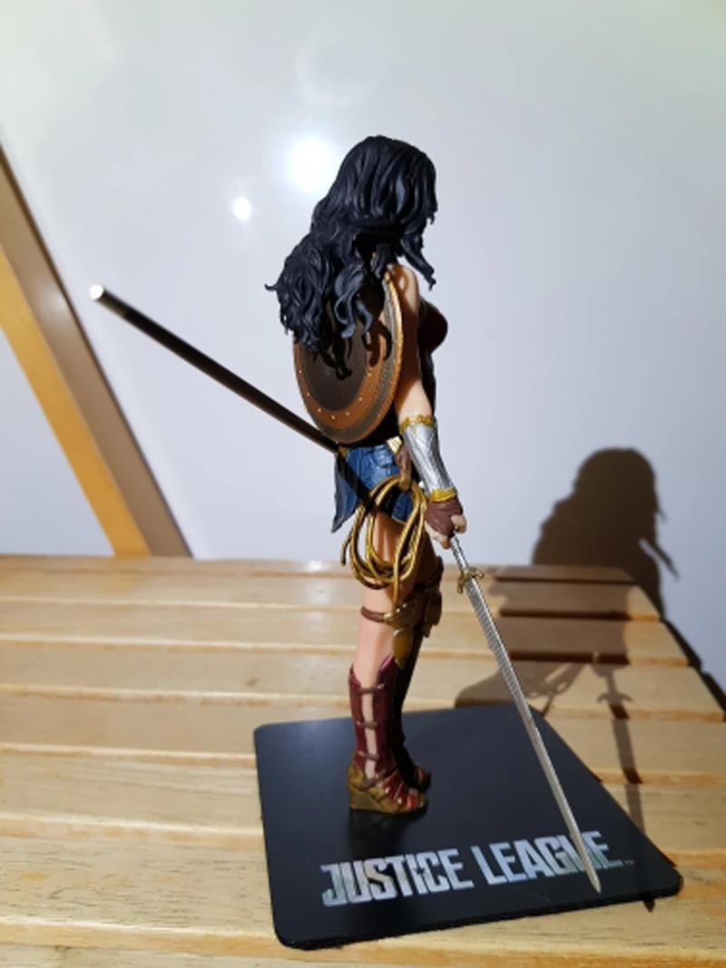 7inch 18cm ARTFX STATUE Justice League Aquaman Cyborg Superman Batman Wonder Woman Flash 1 10 Scale Action Figure Toy Doll (32)