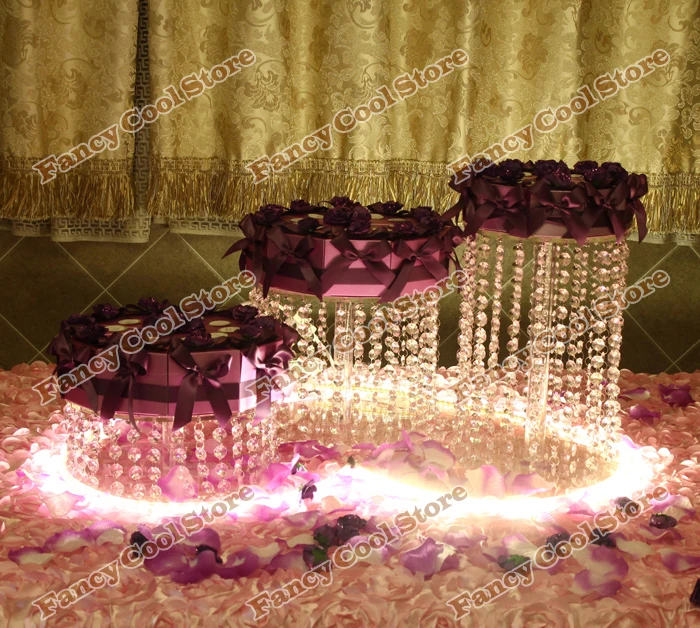 Hasil gambar untuk wedding cakes stand With Lights