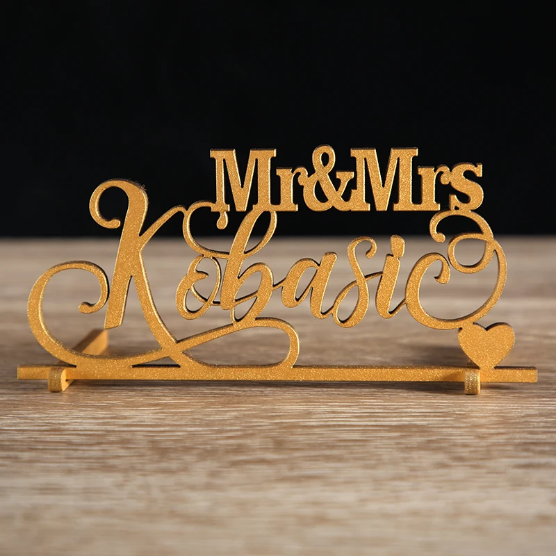 Mr and Mrs Sign. Script Свадебный деревянный знак имени. персональный знак имени. Свадебные decsweetheart Свадебные Украшение стола центральным