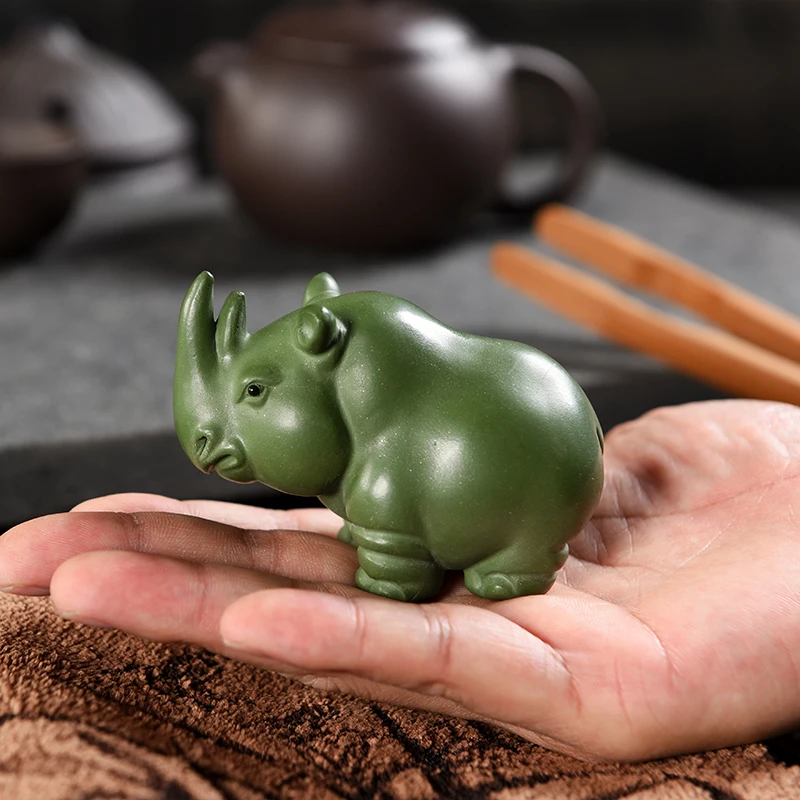 JIA-GUI Луо зеленый грязевой чай питомец фиолетовая глина скульптура носорога милый чай декоративный поднос чай аксессуары N007